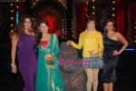 Tanaaz Currim, Bobby Darling, Roshni Chopra on the sets of Aahat serial in Goregaon on 6th Sept 2010 (4).JPG
